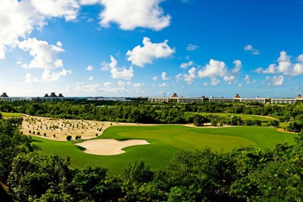 Golf in Riviera Maya